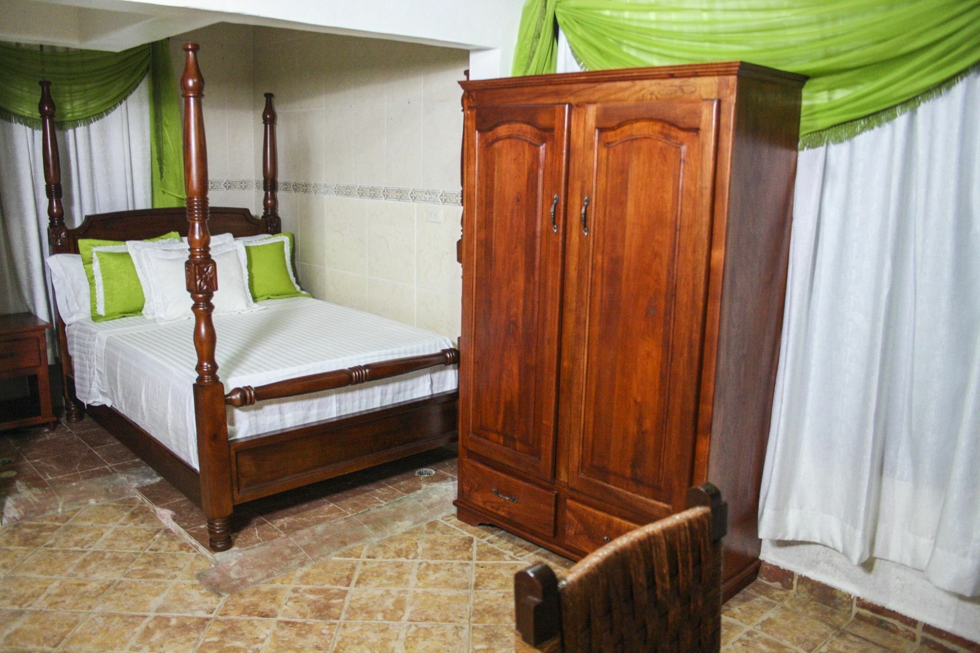 Hotel Sea Breeze Paraíso Buitenkant foto